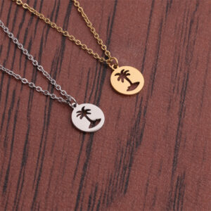 Palm Crest Necklace