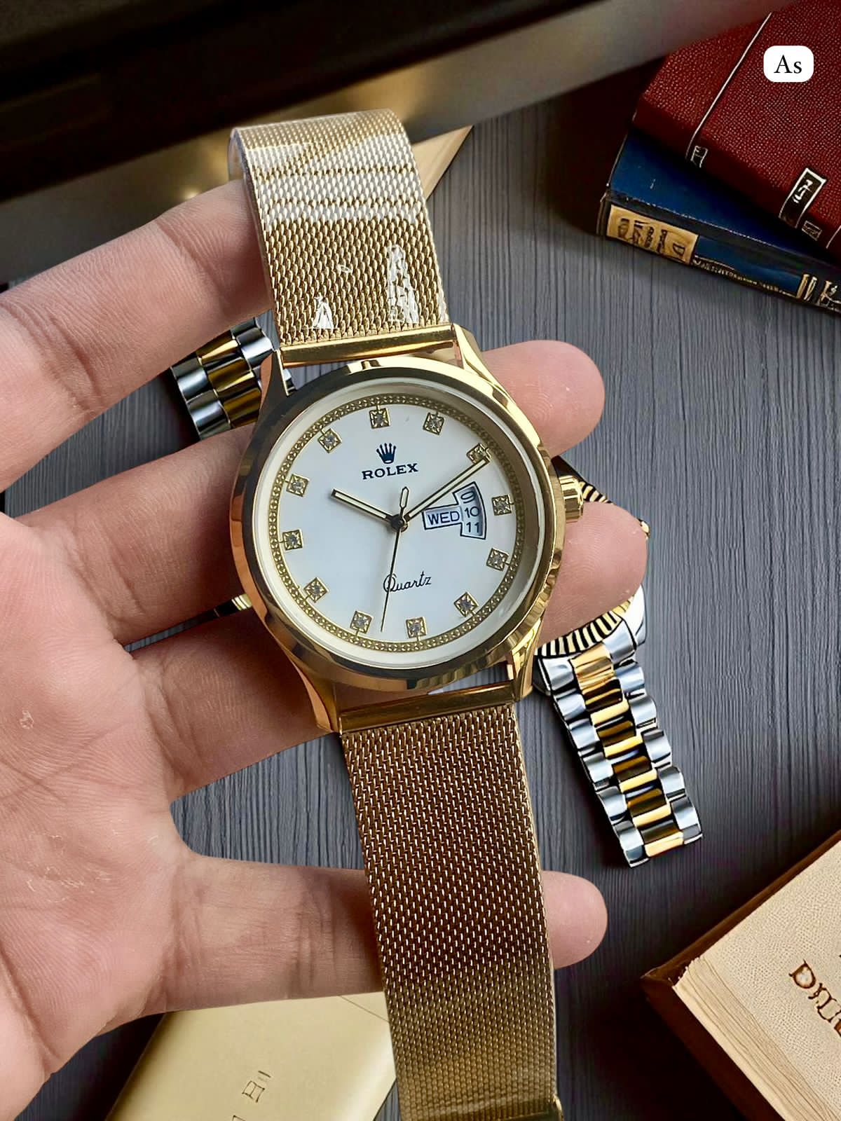 MK Golden Crown - Image 2