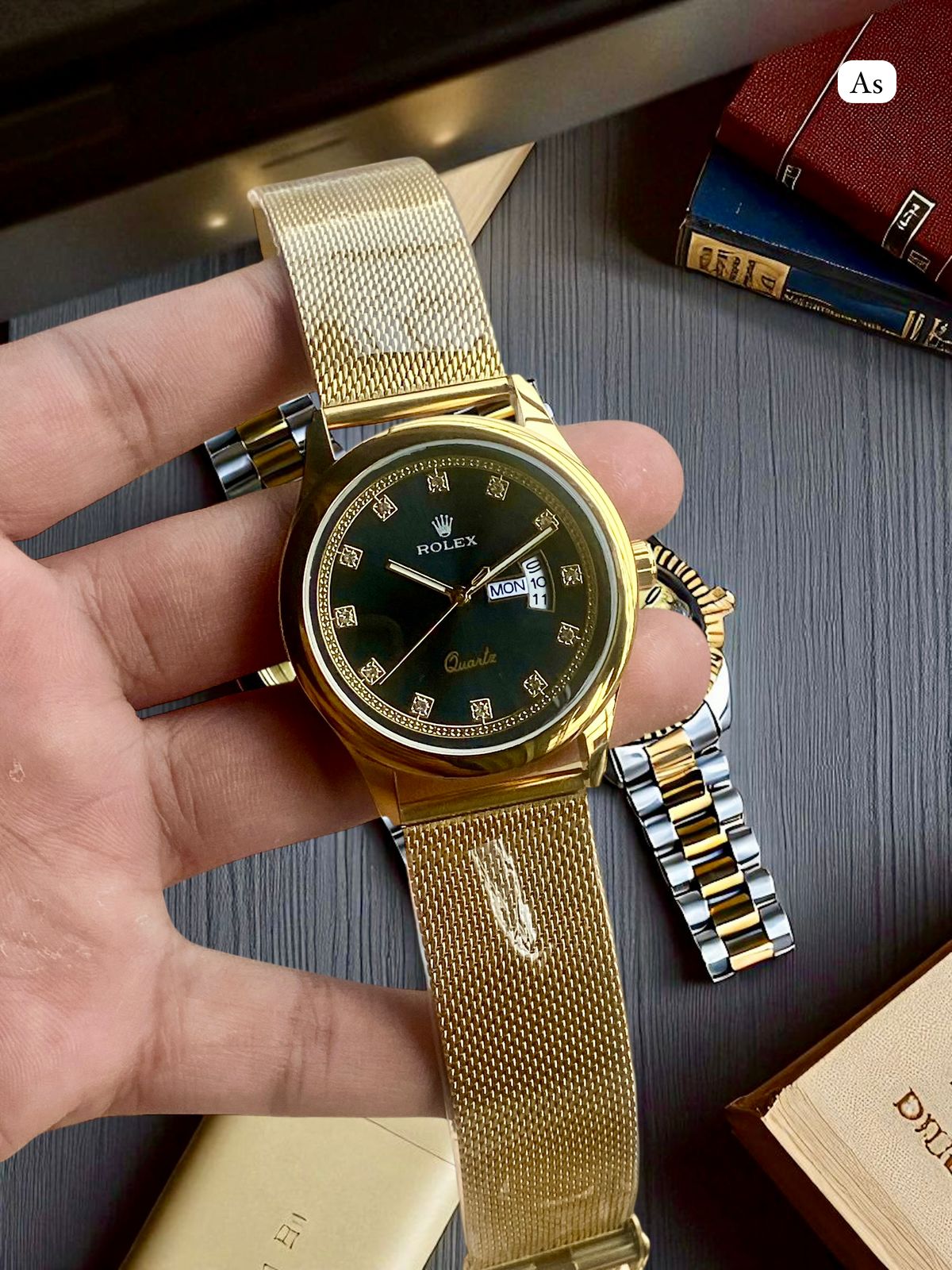 MK Golden Crown - Image 3