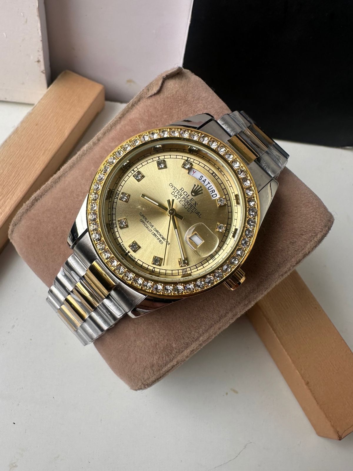 MK Emerald Crown - Image 8